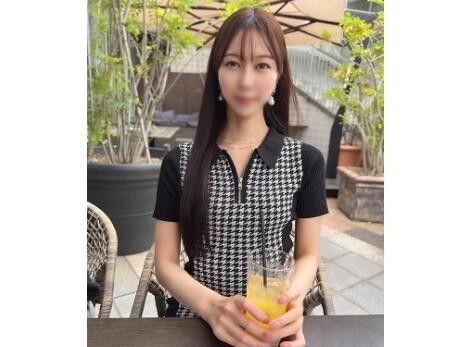 ⚠優勝了⚠※Part2※超可愛！高挑170cm神級身材美女・24歲⇒身體太柔軟，用Y字平衡插入後直接中出了（彩美）